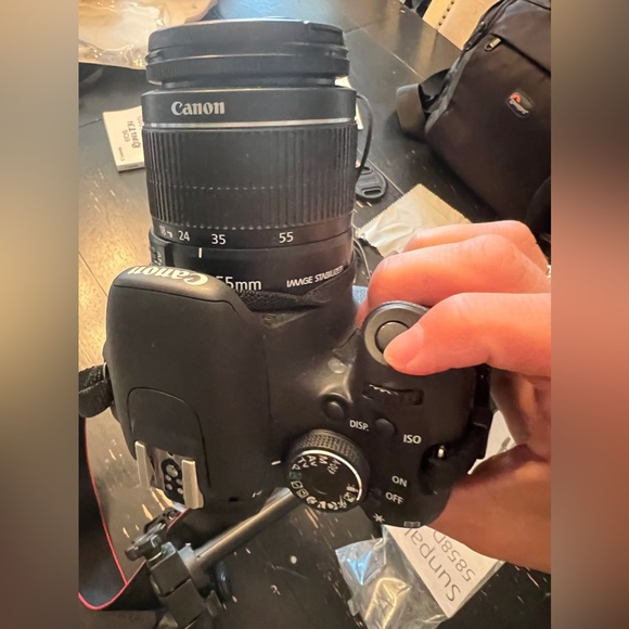 Canon EOS Rebel T3i Package - Picture 5 of 16